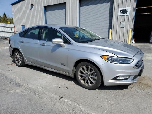 VIN 3FA6P0PU5HR329972 2017 Ford Fusion, Se Phev no.4