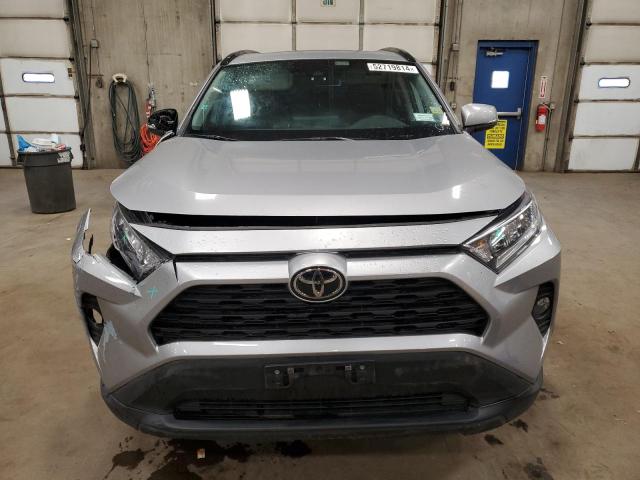 VIN 2T3A1RFV9MC255192 2021 Toyota RAV4, Xle Premium no.5