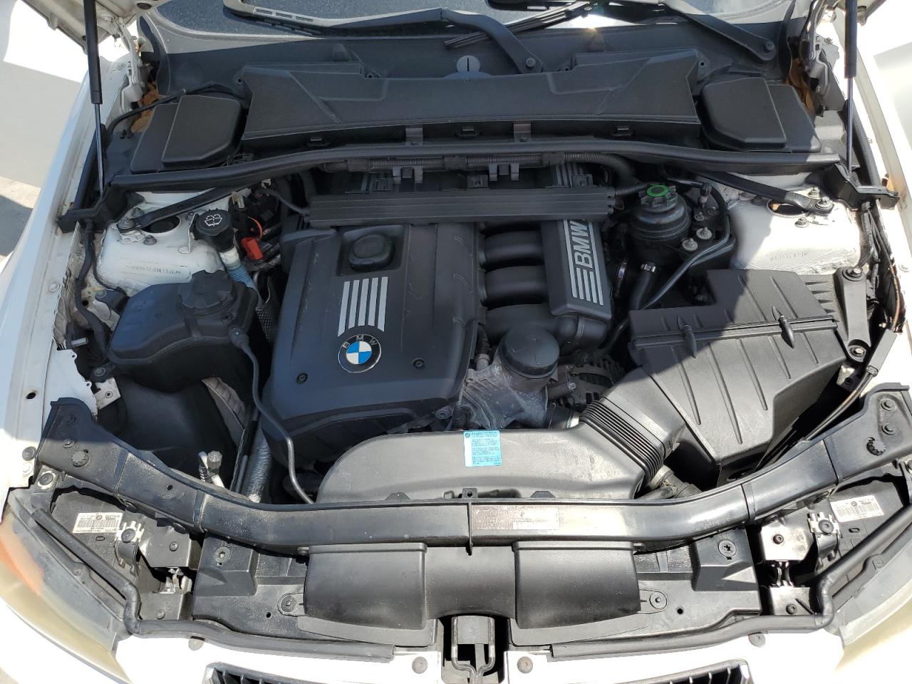 WBAVA37518NL43546 2008 BMW 328 I