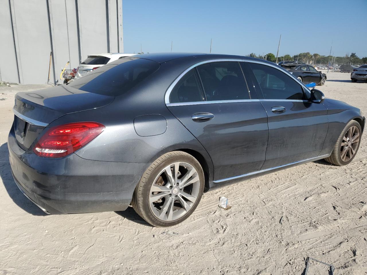 55SWF4JB2FU051704 2015 Mercedes-Benz C 300