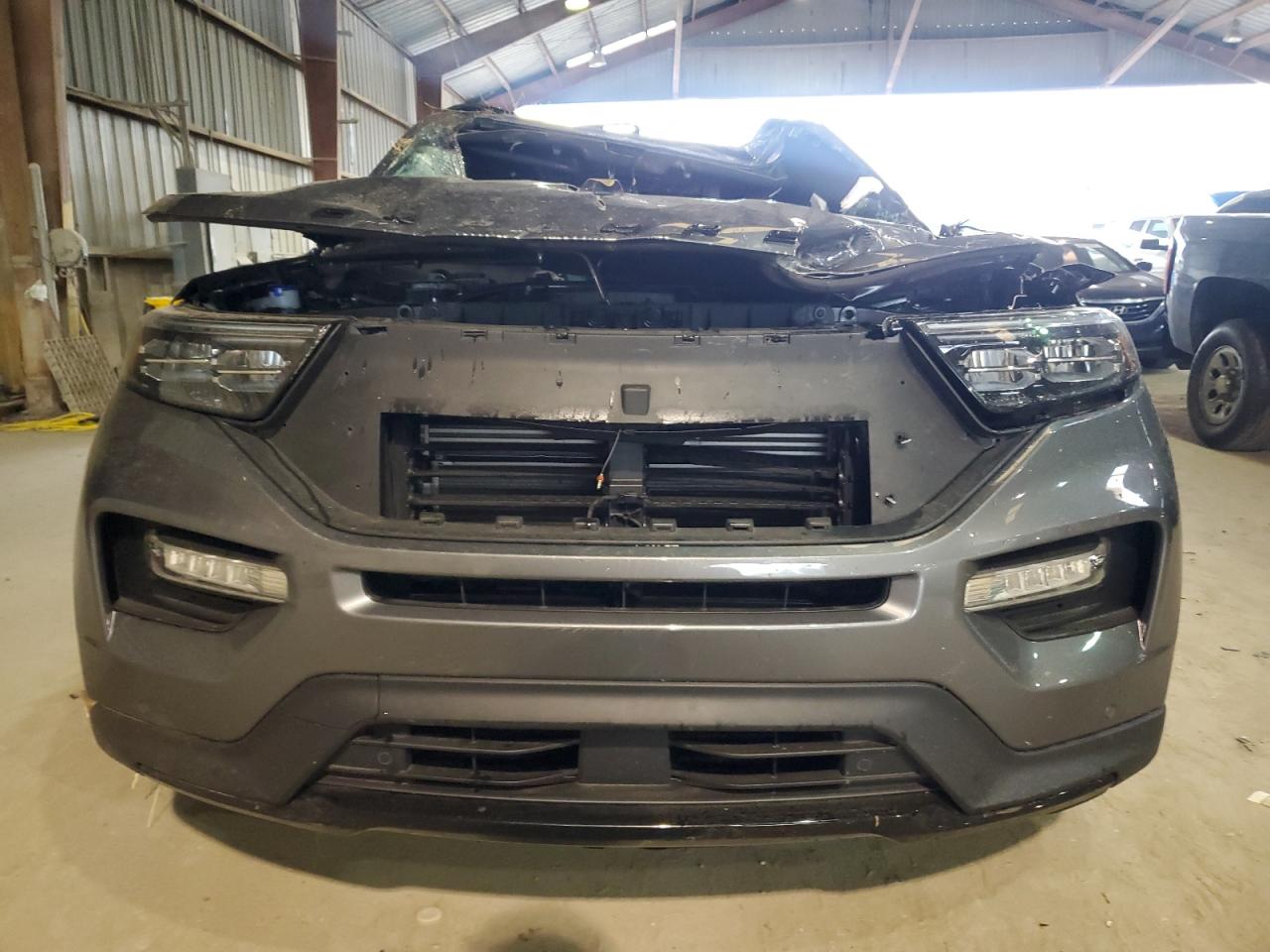 2022 Ford Explorer St vin: 1FM5K8GC7NGB47487