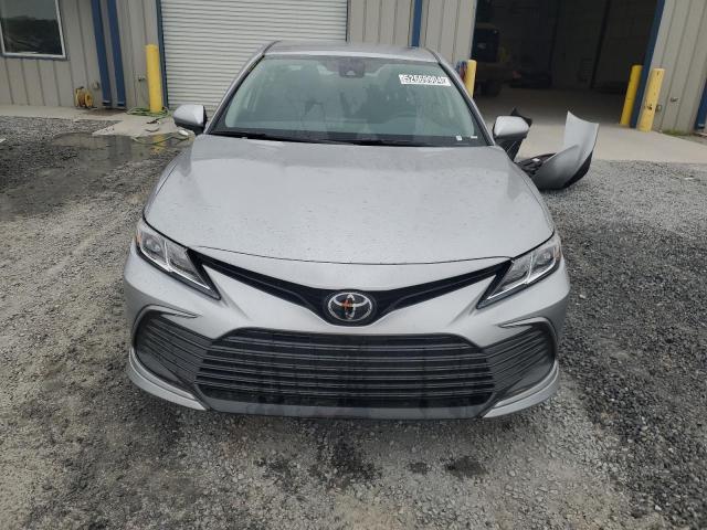 2024 Toyota Camry Le VIN: 4T1C11AK9RU908027 Lot: 52669904