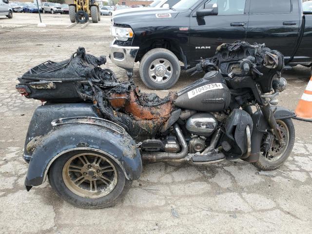 2017 HARLEY-DAVIDSON FLHTCUTG T - 1HD1MAD1XHB859953