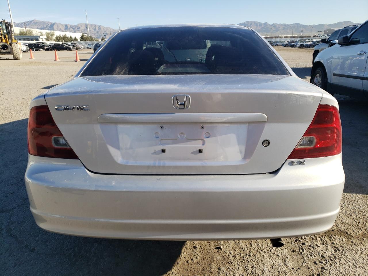 1HGEM225X3L035891 2003 Honda Civic Lx