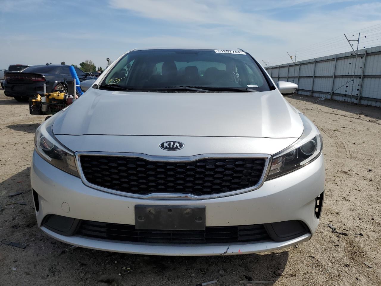 3KPFK4A73JE214769 2018 Kia Forte Lx