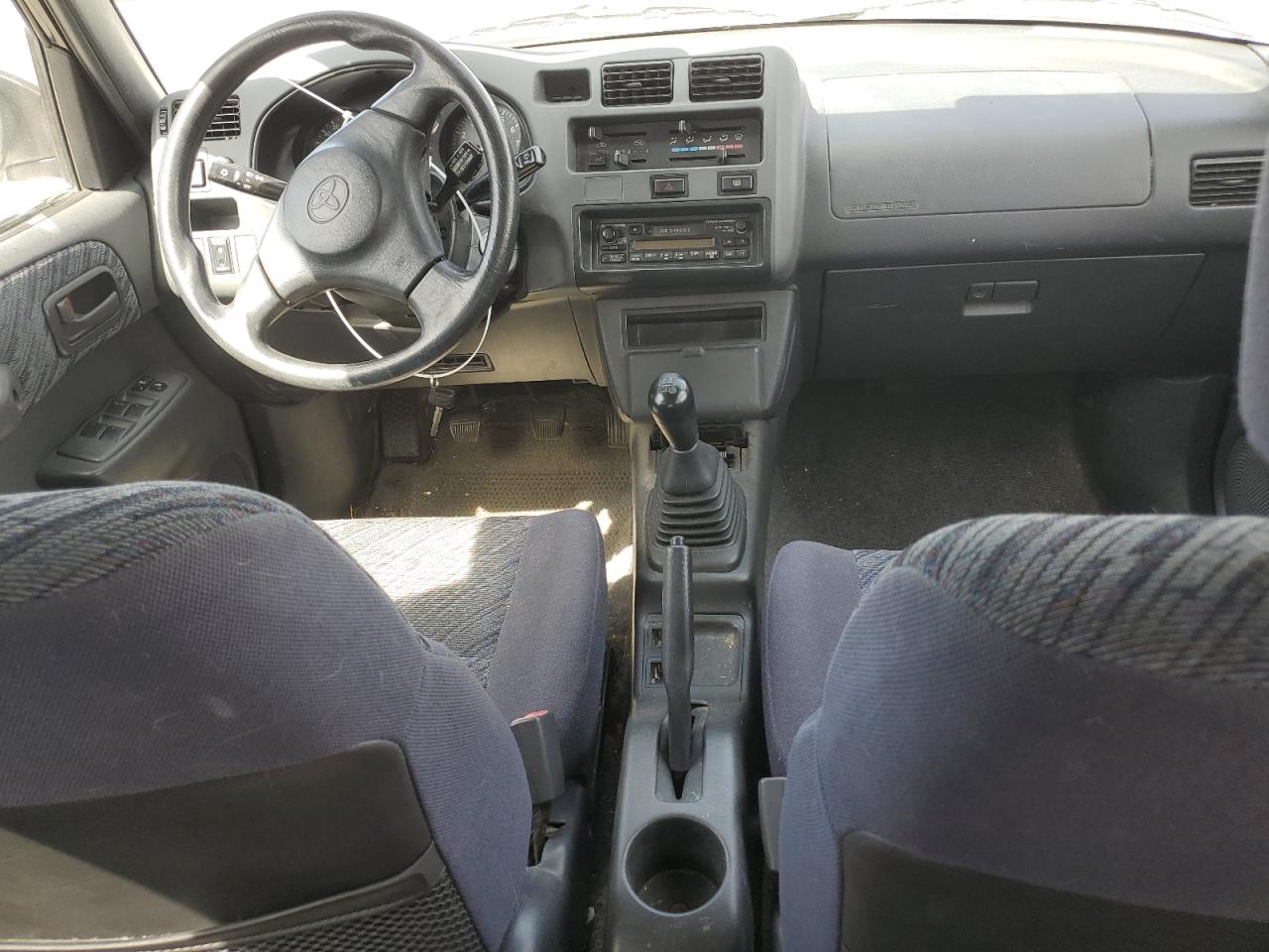 JT3GP10V8W7037488 1998 Toyota Rav4