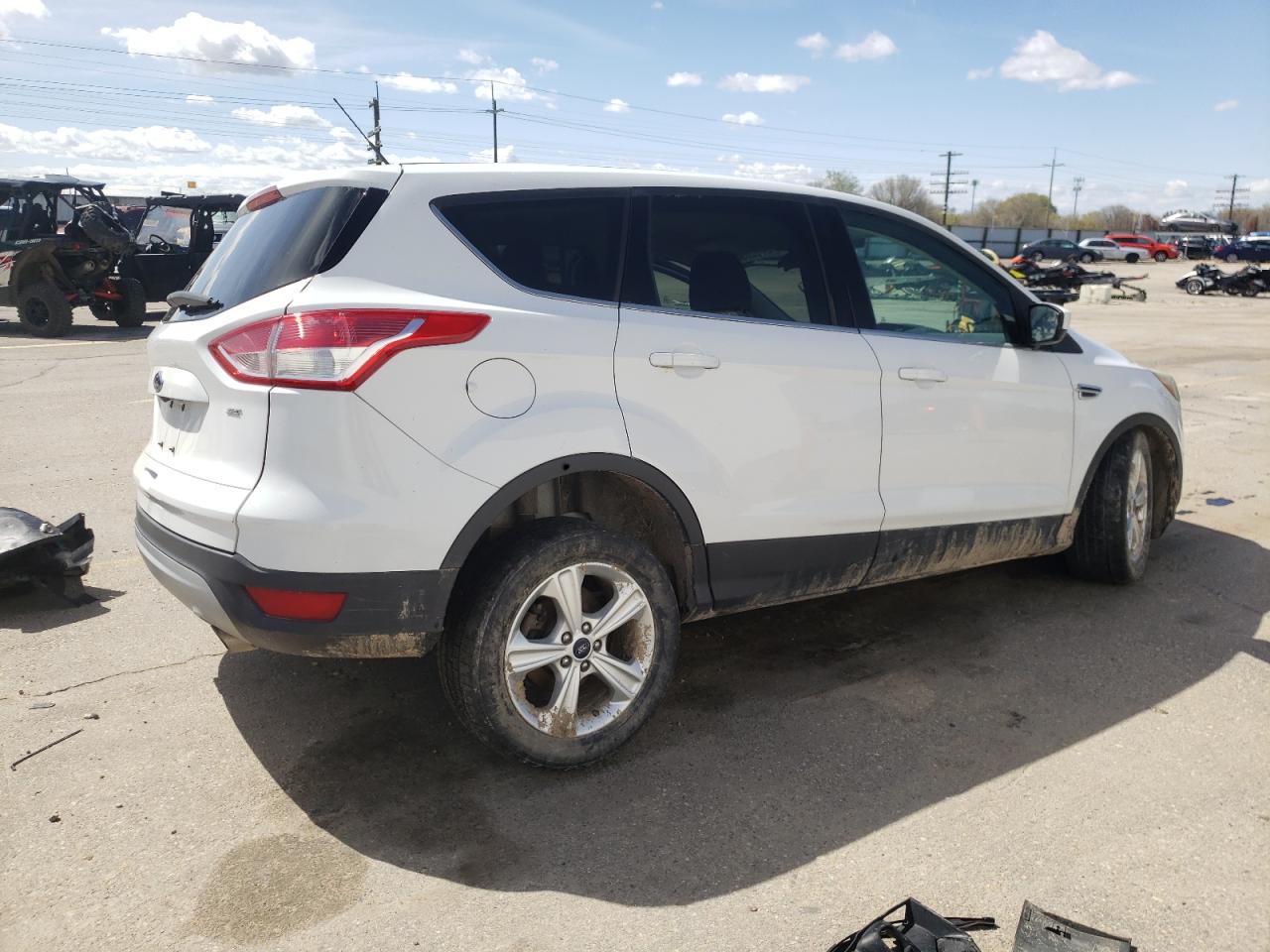 1FMCU0G75GUA21493 2016 Ford Escape Se