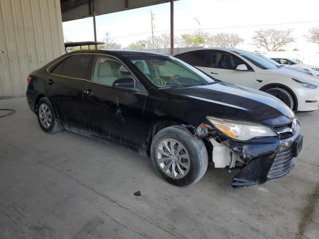 Lot #2489622298 2017 TOYOTA CAMRY LE salvage car