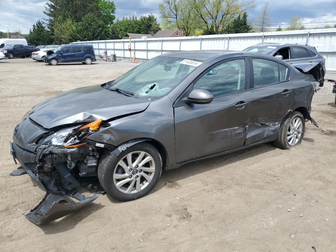 JM1BL1WP1D1822235 2013 Mazda 3 I