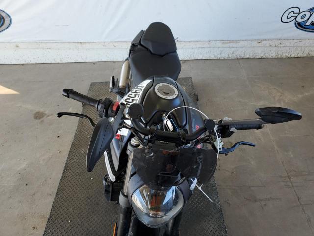 2022 DUCATI MONSTER ZDMMAMDT0NB000123