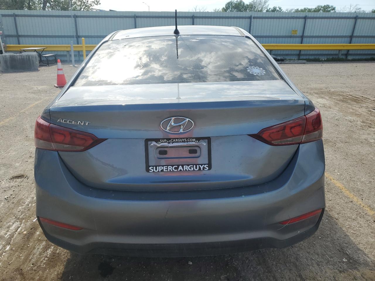 2020 Hyundai Accent Se vin: 3KPC24A64LE103791