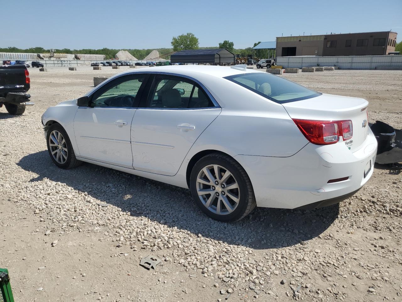 1G11D5SL4FU144089 2015 Chevrolet Malibu 2Lt