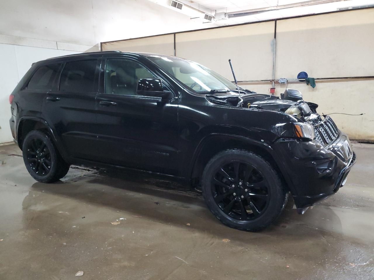 1C4RJFAG3HC886103 2017 Jeep Grand Cherokee Laredo