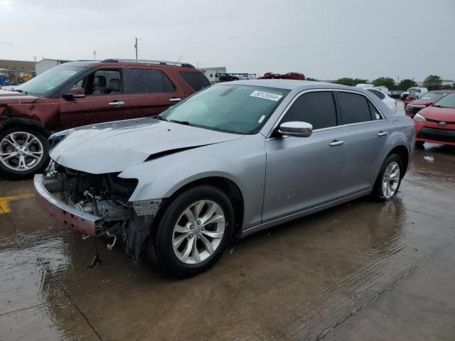 Lot #2461879146 2016 CHRYSLER 300C salvage car