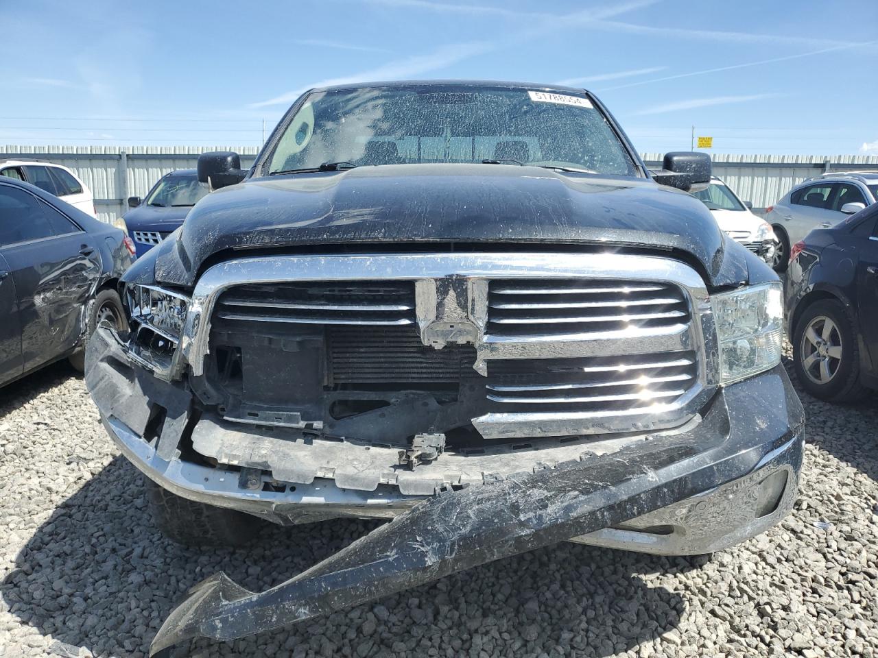 1C6RR7LM7HS872364 2017 Ram 1500 Slt