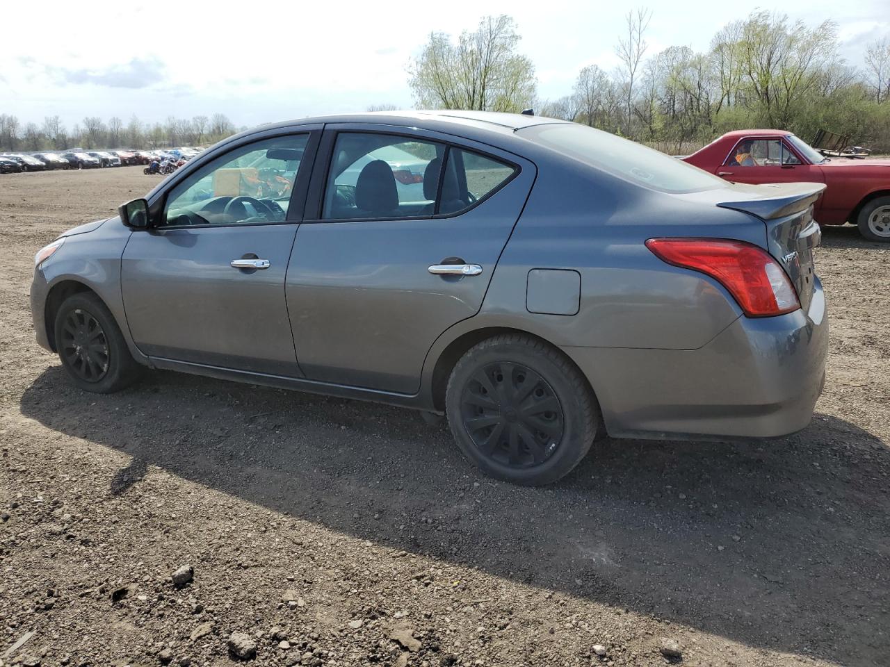 2016 Nissan Versa S vin: 3N1CN7AP5GL869583