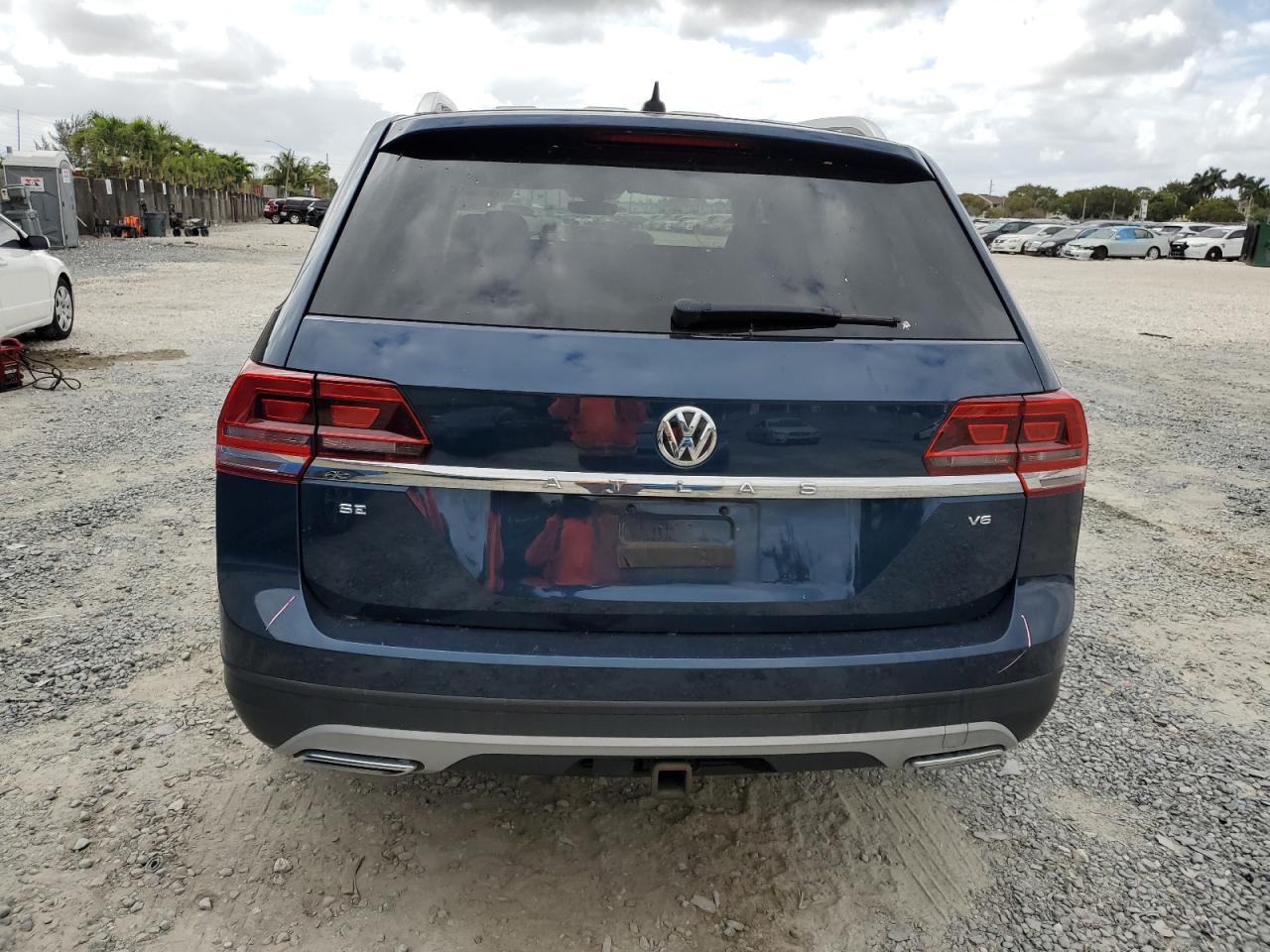 2019 Volkswagen Atlas Se vin: 1V2WR2CAXKC606485