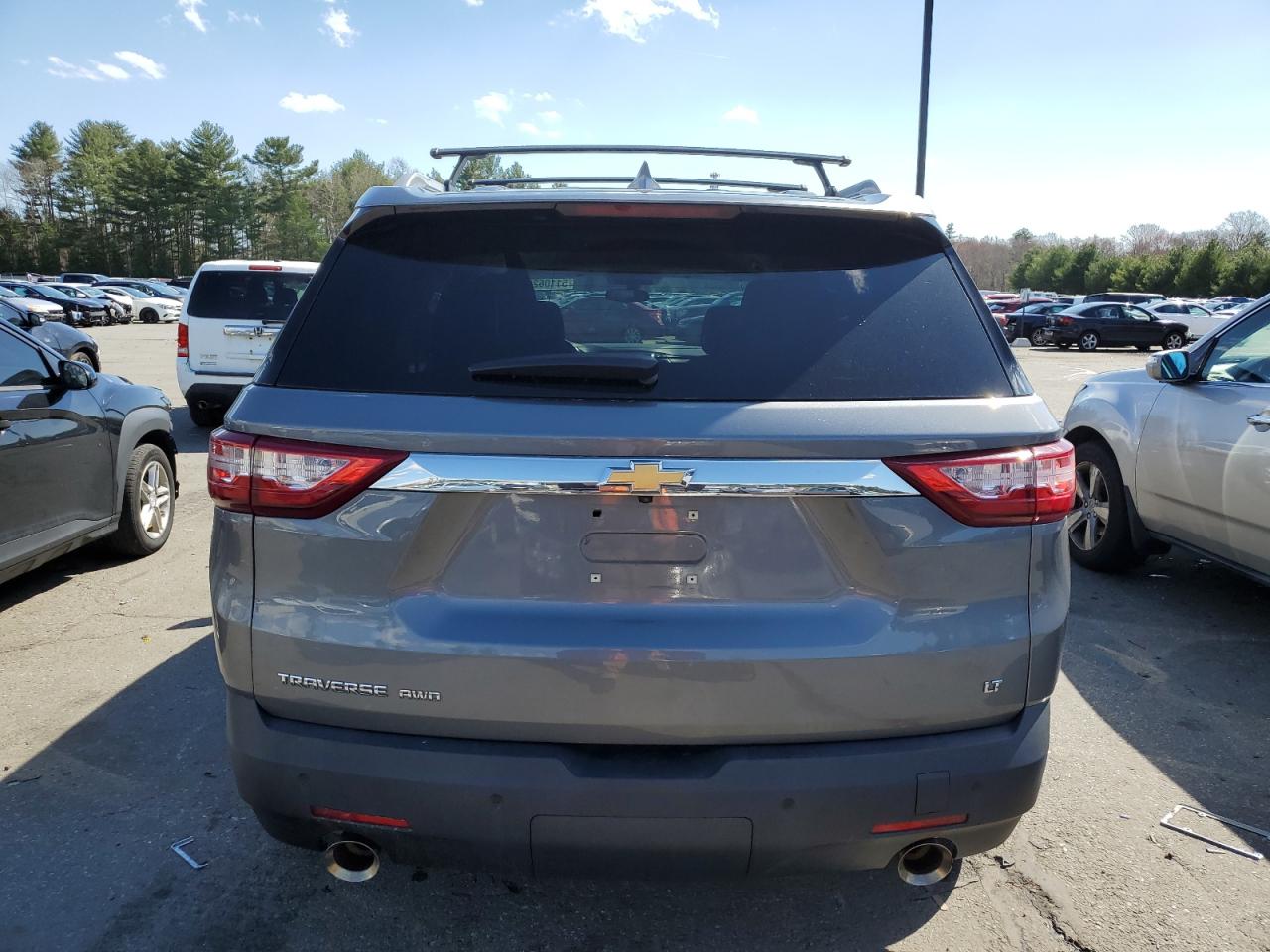 1GNEVGKW6JJ284061 2018 Chevrolet Traverse Lt