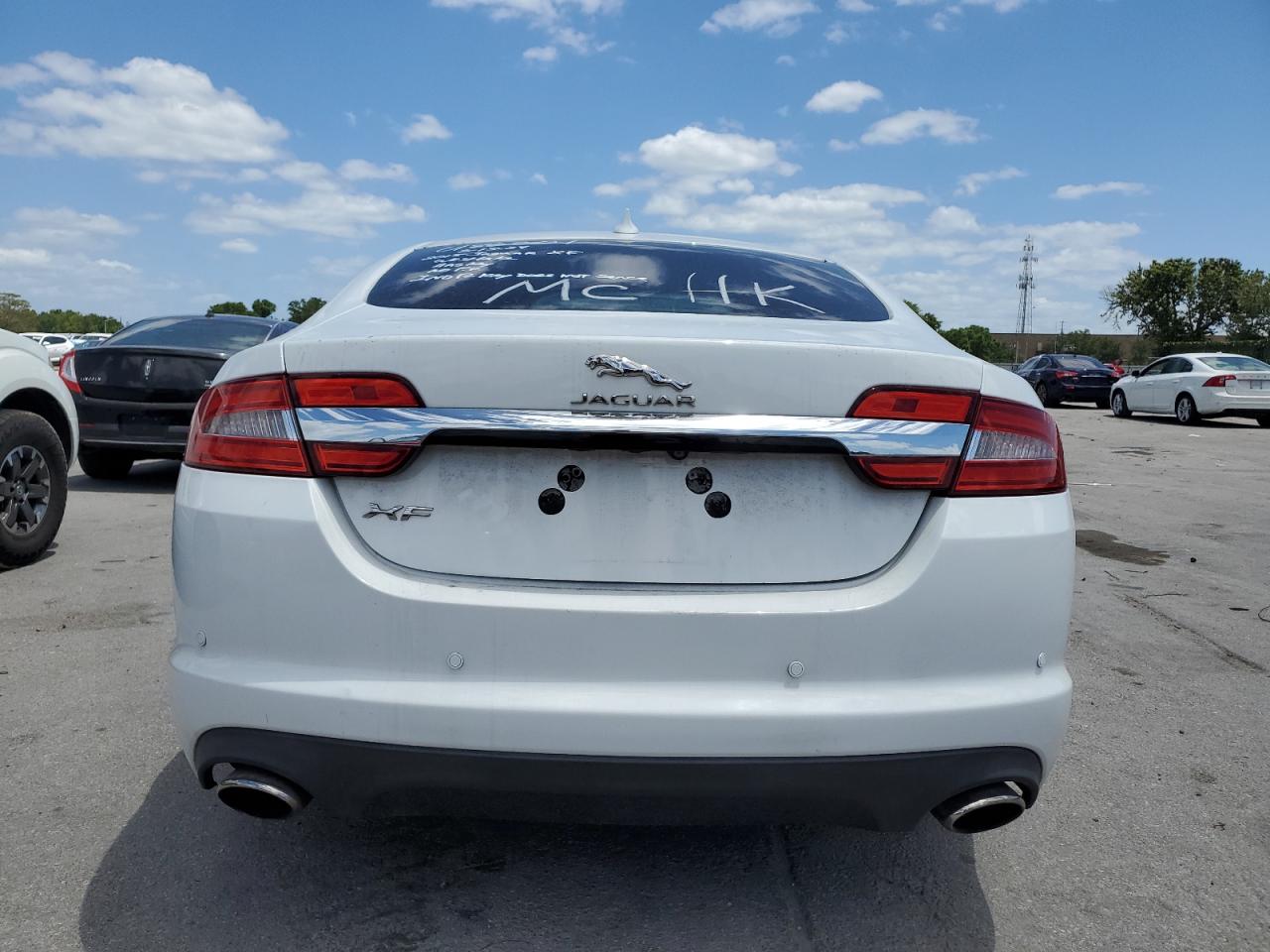 2015 Jaguar Xf 2.0T Premium vin: SAJWA0FS6FPU86301