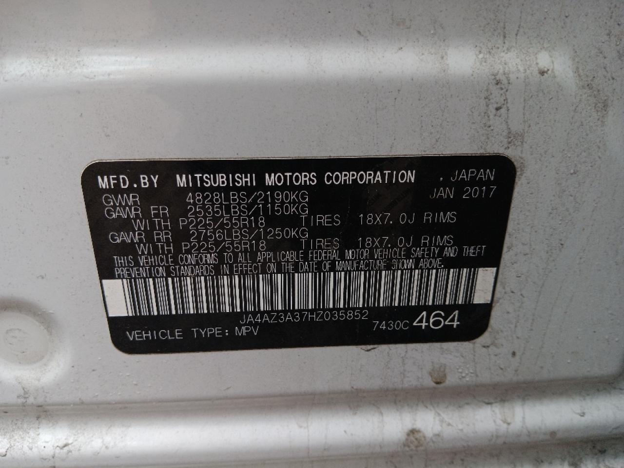 JA4AZ3A37HZ035852 2017 Mitsubishi Outlander Se