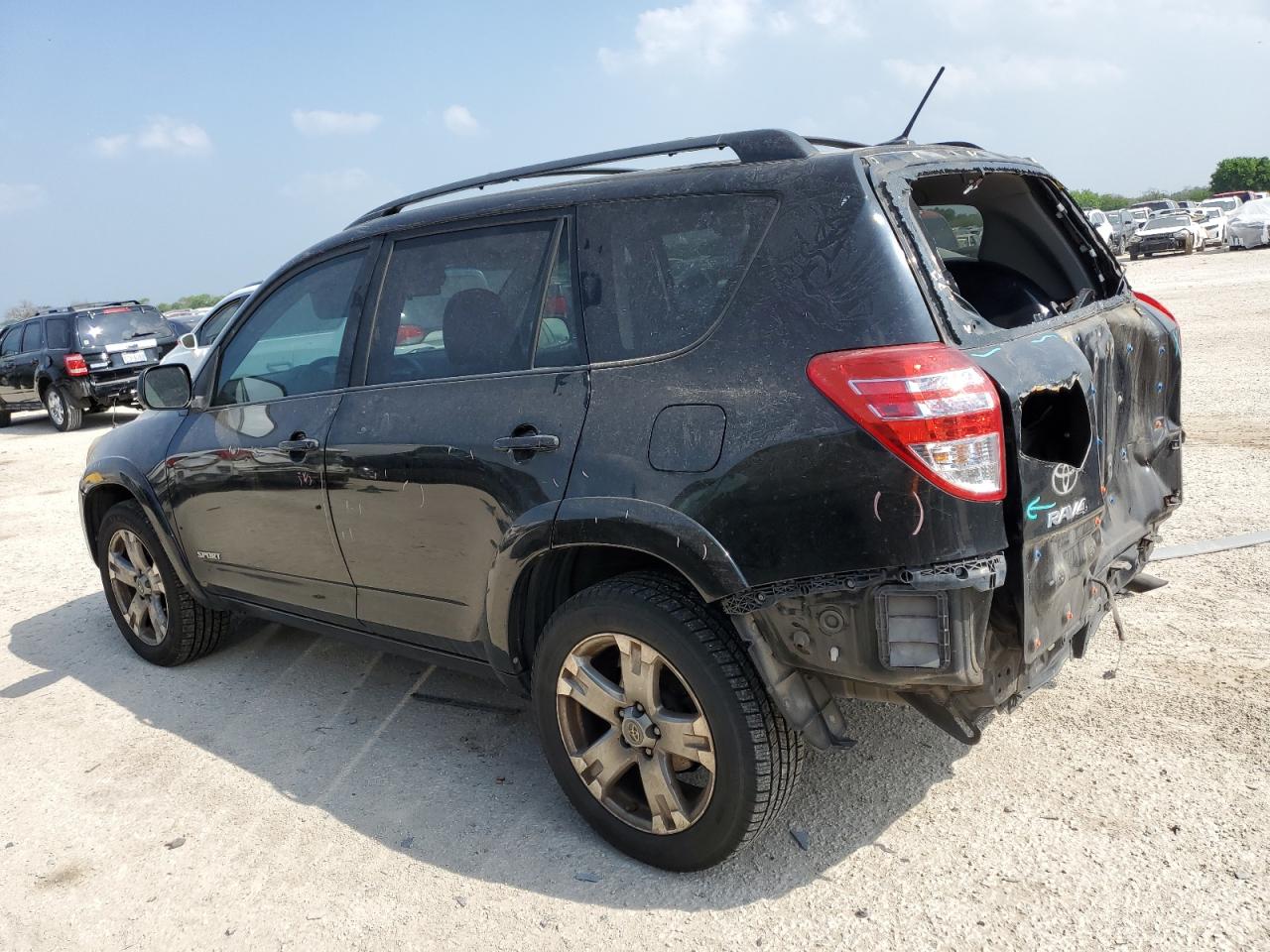 2T3WF4DV4BW068399 2011 Toyota Rav4 Sport