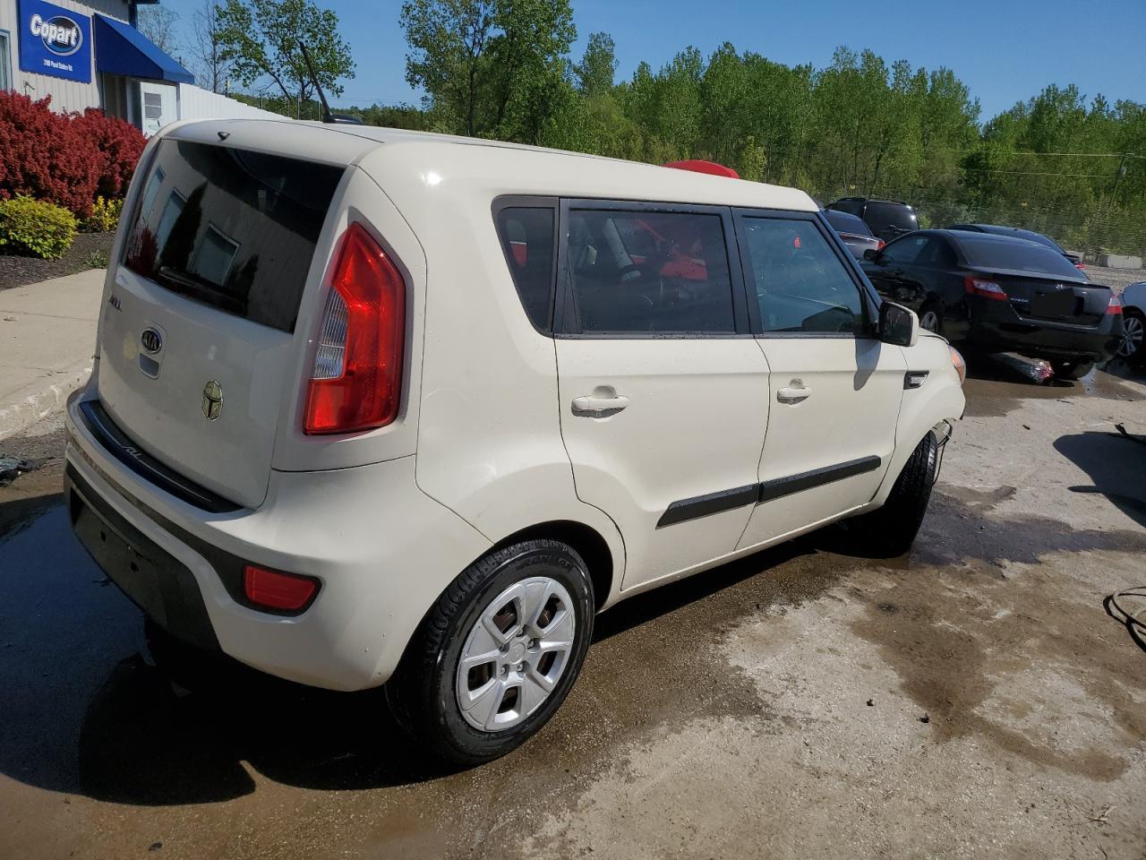 2012 Kia Soul vin: KNDJT2A56C7418267