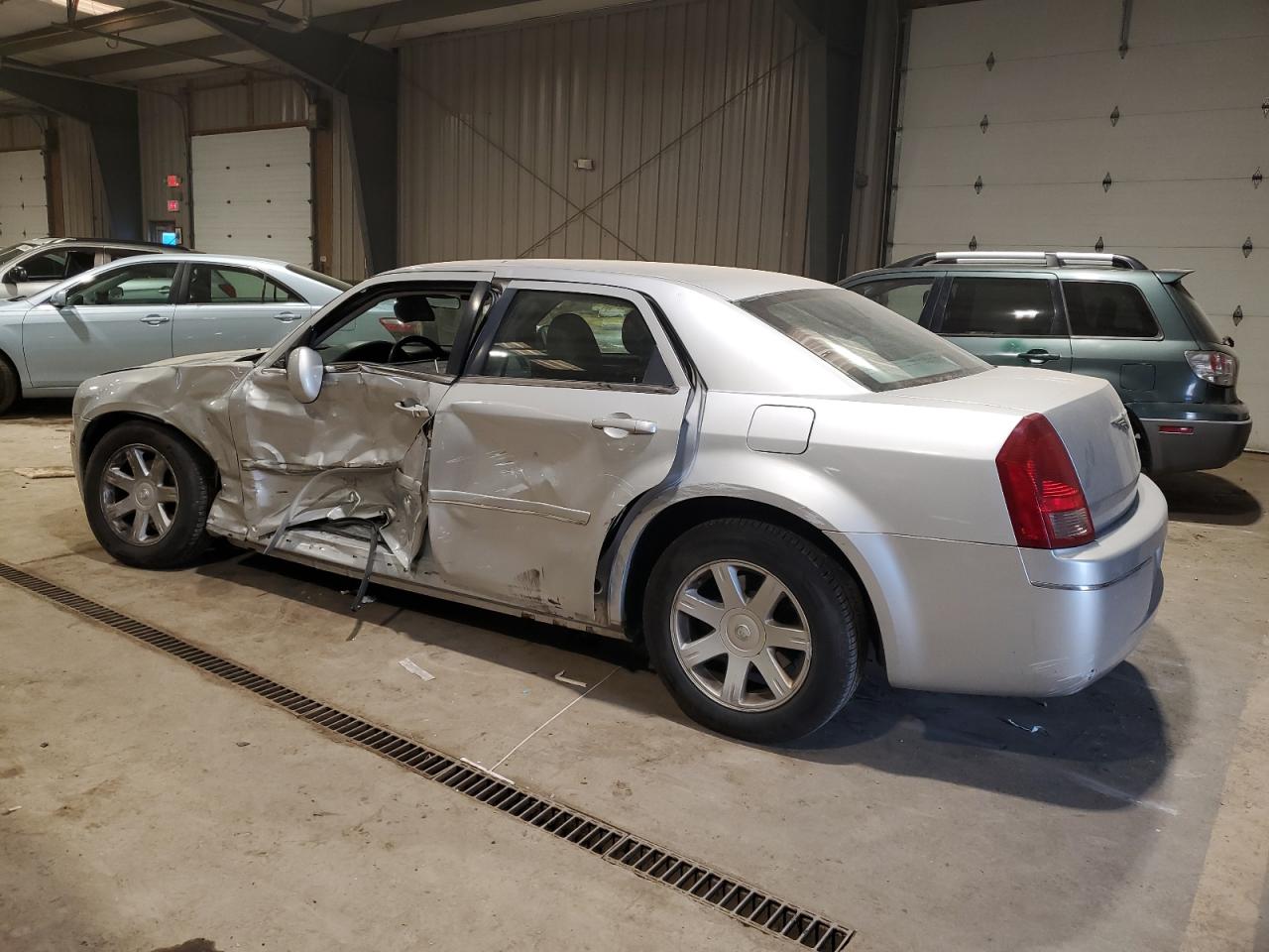 2C3JA53G95H108308 2005 Chrysler 300 Touring