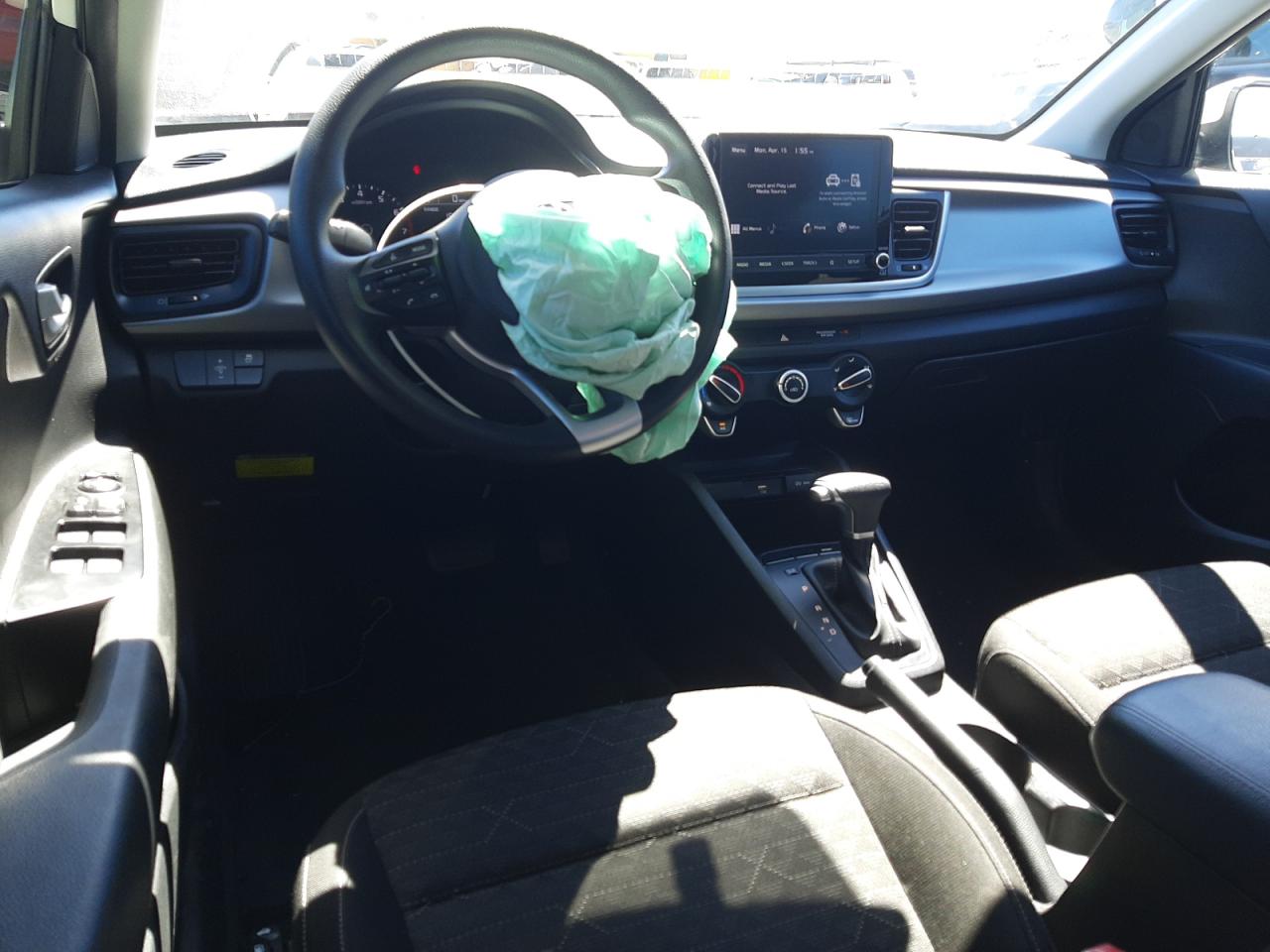 3KPA24AD2ME386179 2021 Kia Rio Lx