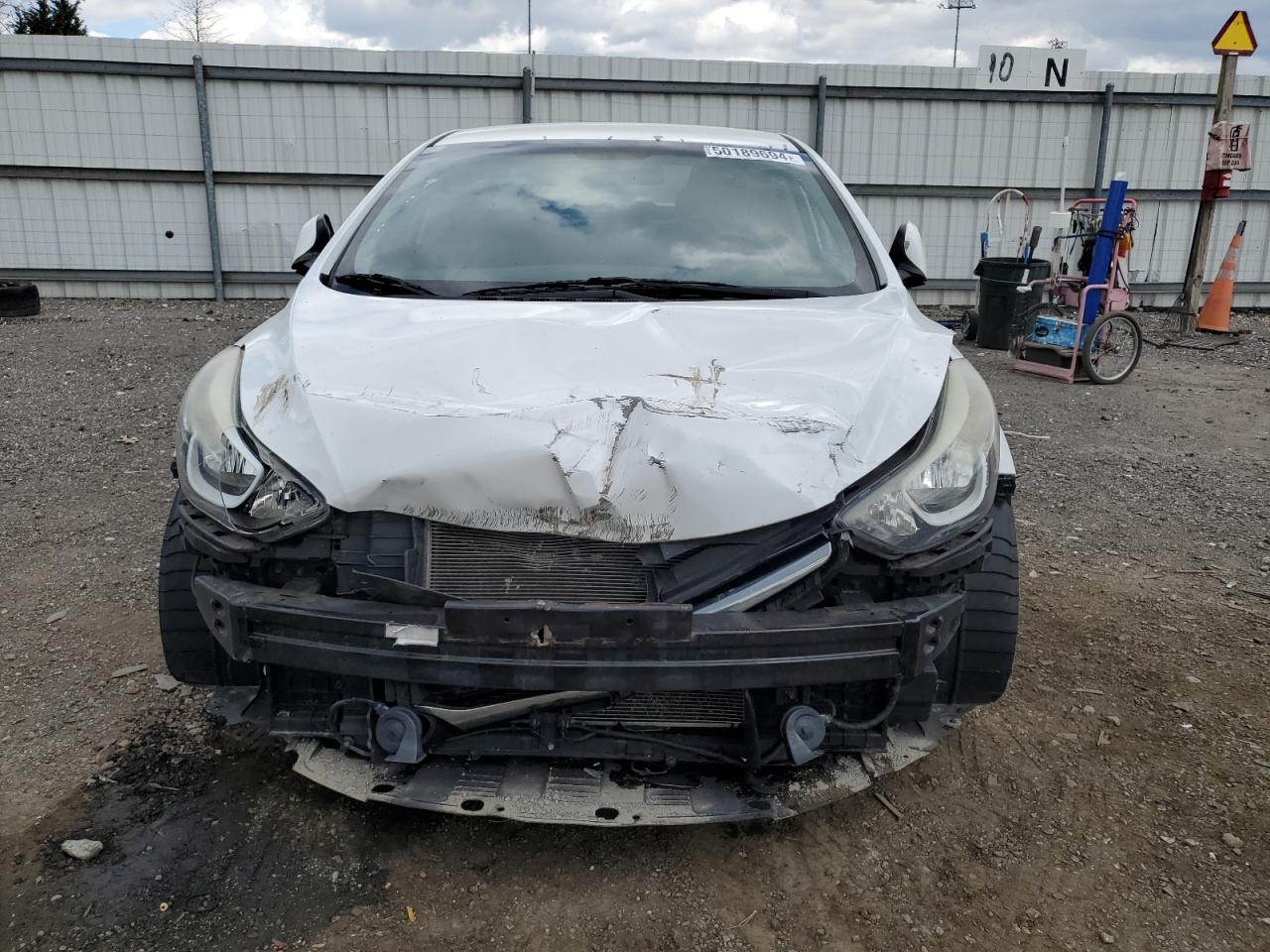 5NPDH4AE0GH665165 2016 Hyundai Elantra Se