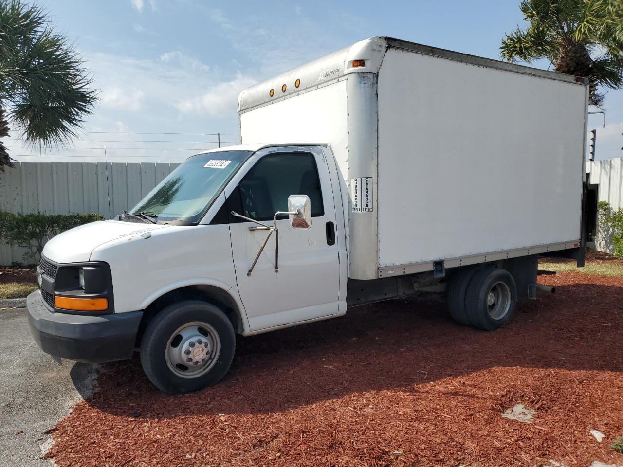 1GBHG31U661113525 2006 Chevrolet Express G3500