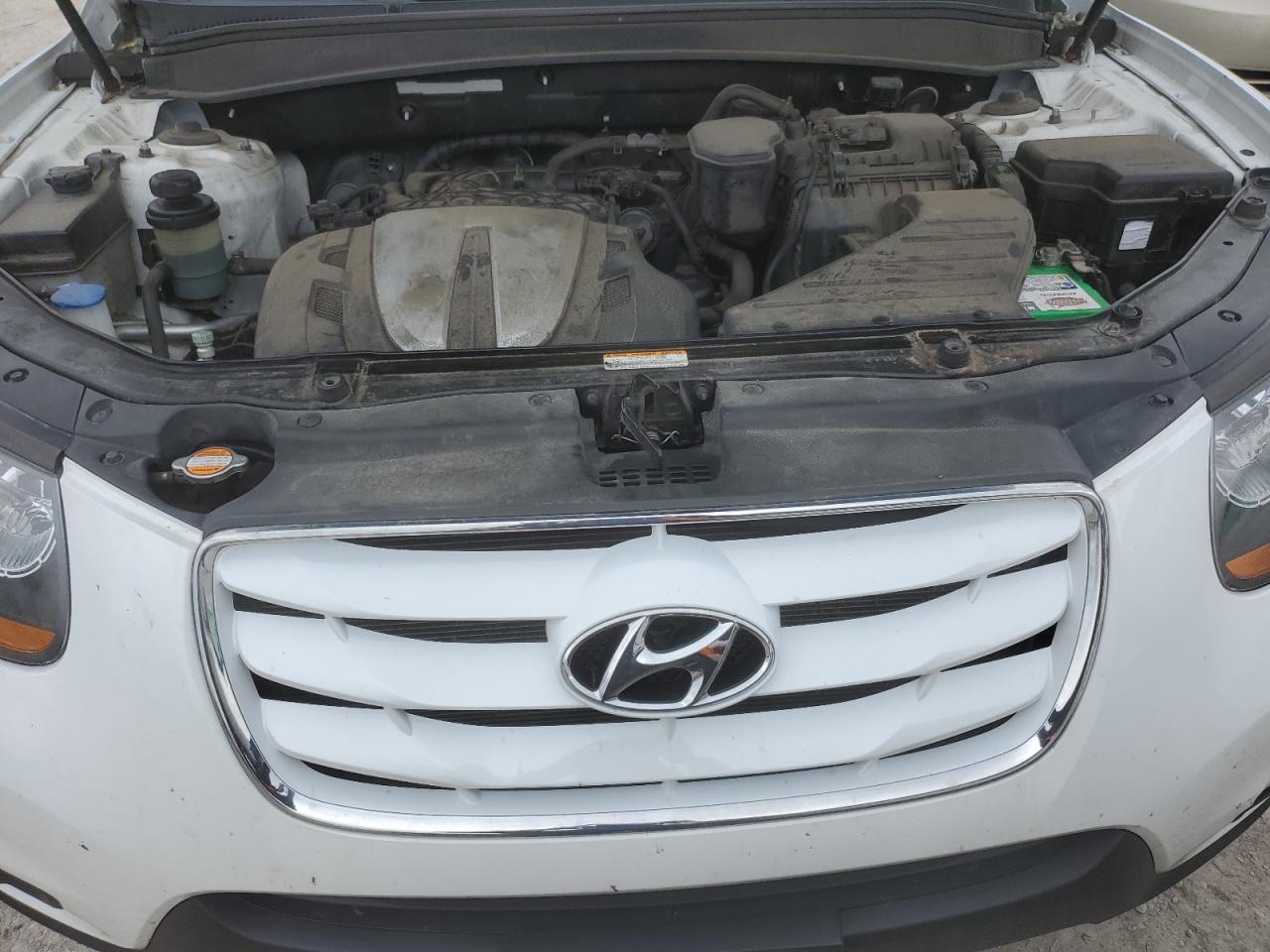 5XYZKDAGXBG010584 2011 Hyundai Santa Fe Limited