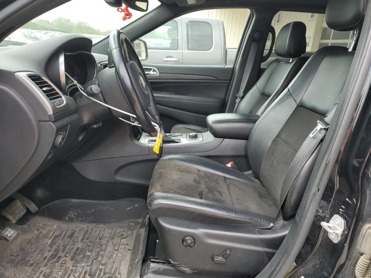 1C4RJFAG7LC389130 2020 Jeep Grand Cherokee Laredo