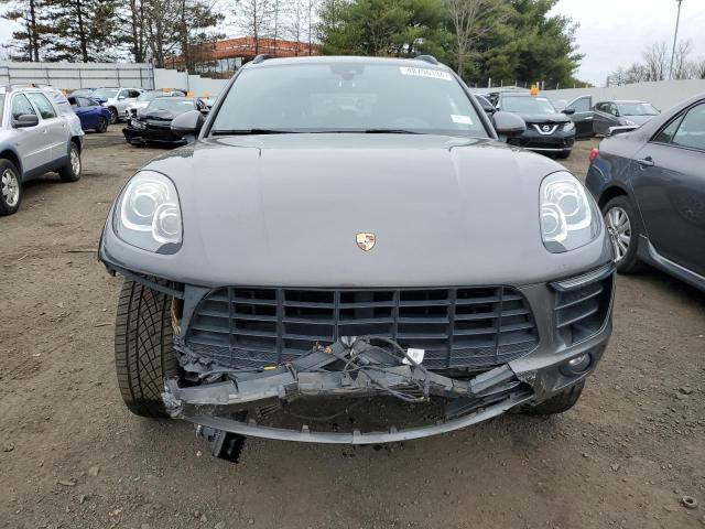 VIN WP1AA2A54JLB17232 2018 Porsche Macan no.5