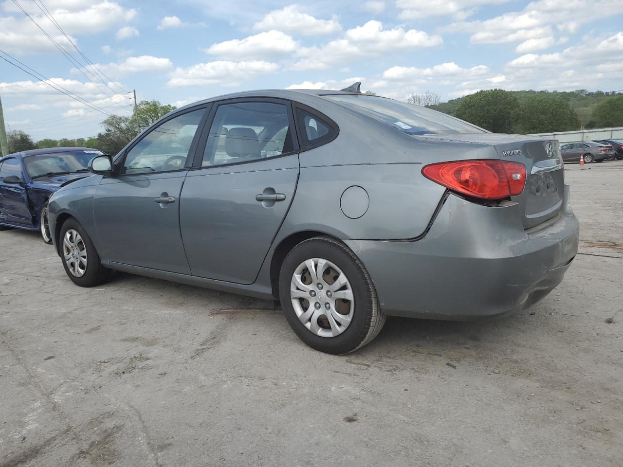 KMHDU4AD2AU899318 2010 Hyundai Elantra Blue