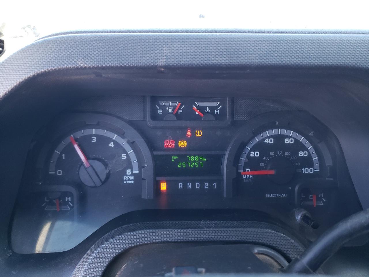 1FTNE14W59DA55528 2009 Ford Econoline E150 Van