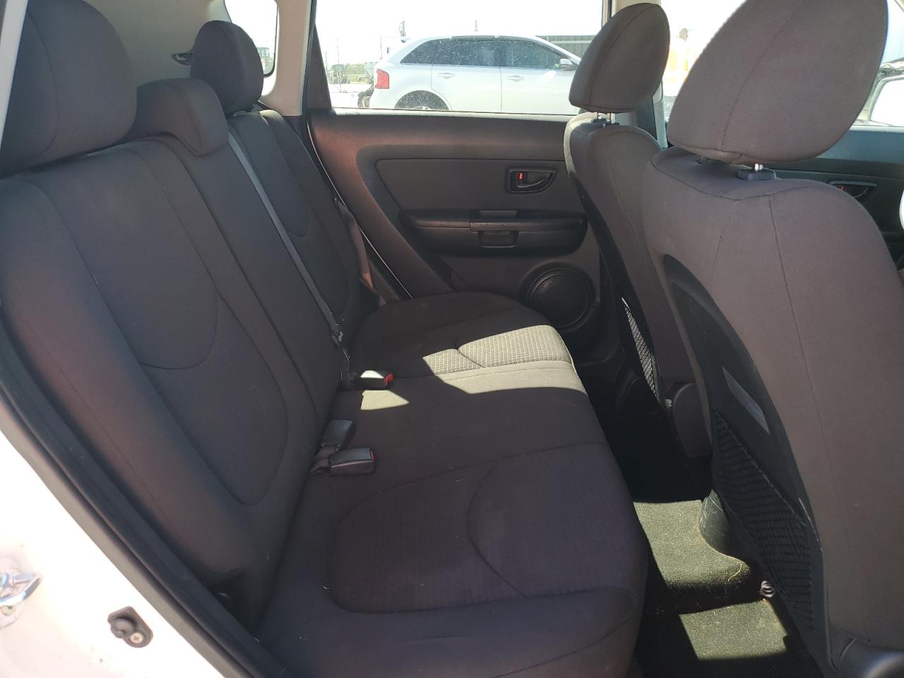 KNDJT2A57D7572049 2013 Kia Soul