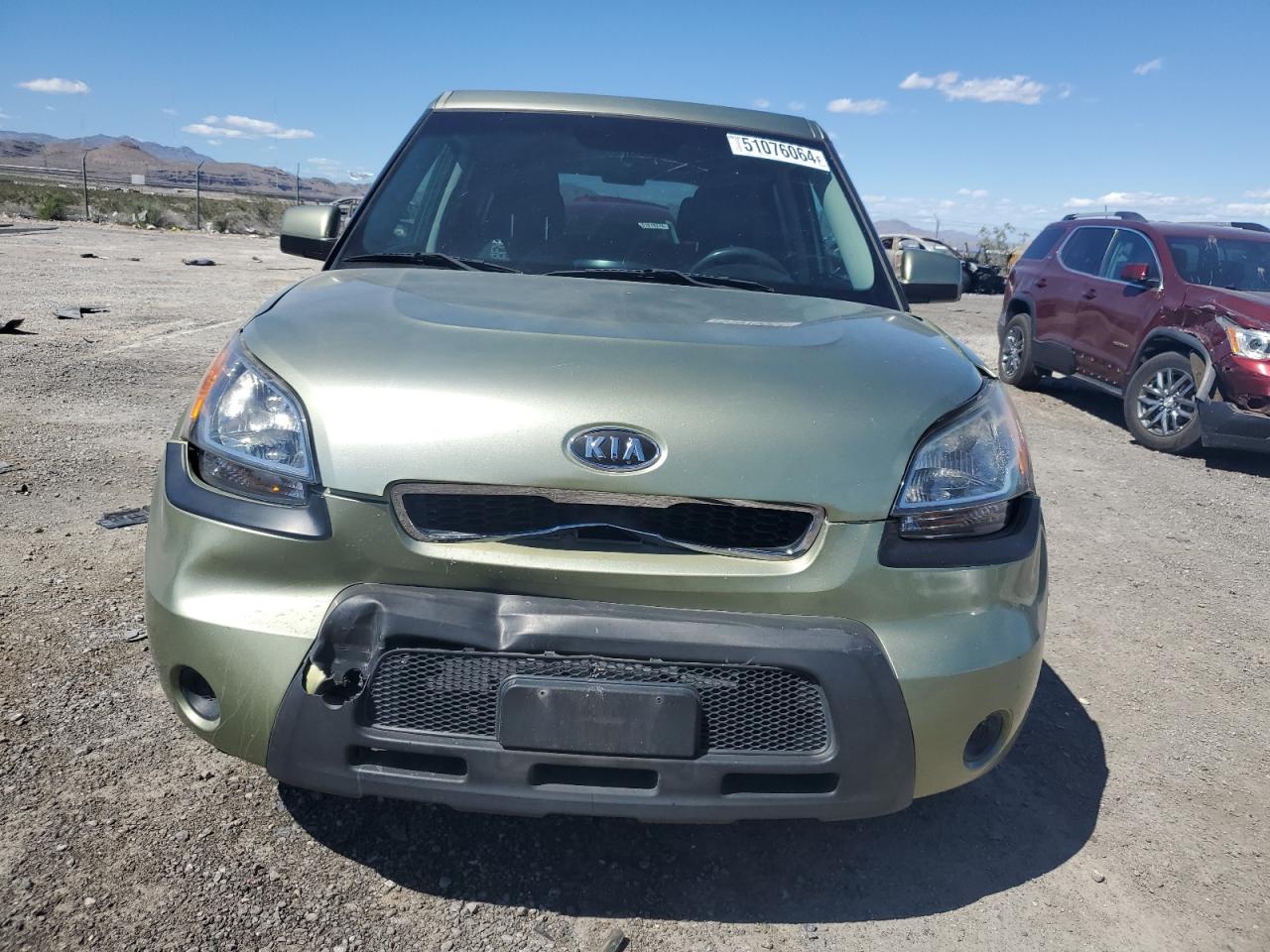 KNDJT2A20B7339570 2011 Kia Soul +