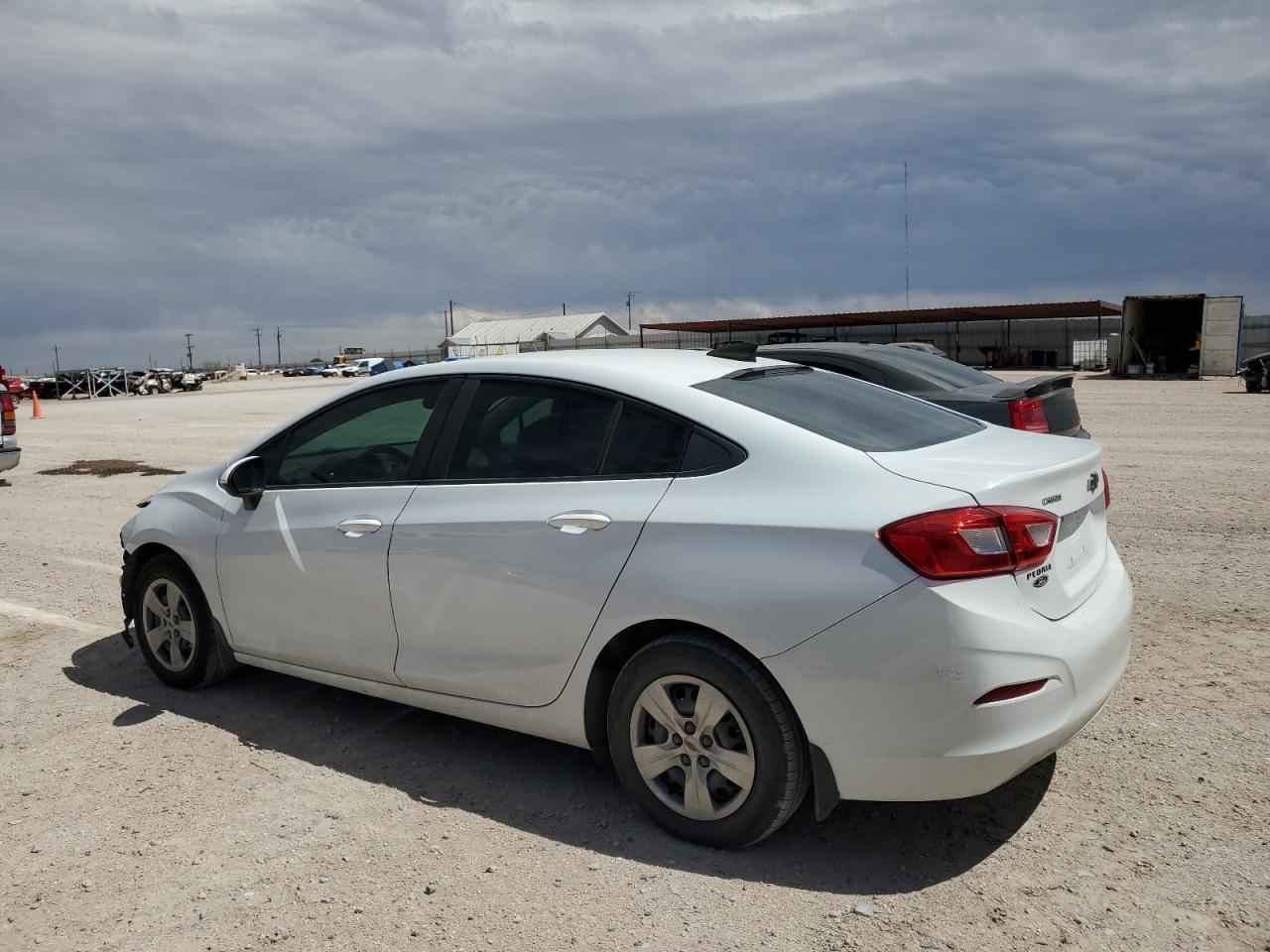 1G1BC5SM1J7149032 2018 Chevrolet Cruze Ls