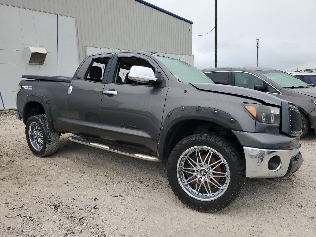 5TFRM5F13BX029124 2011 Toyota Tundra Double Cab Sr5