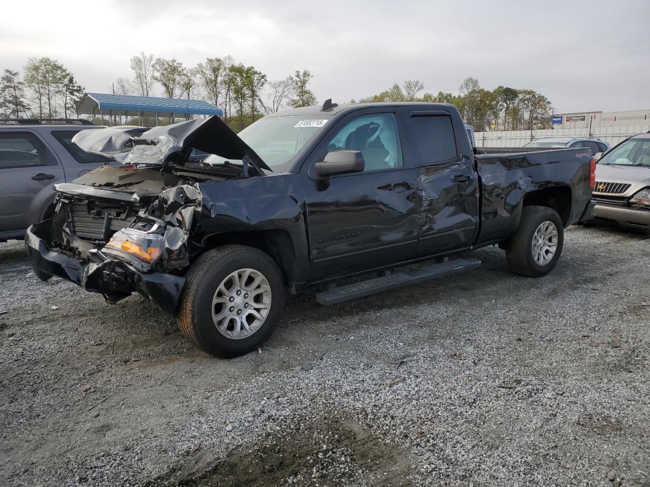 CHEVROLET SILVERADO C1500 LT
