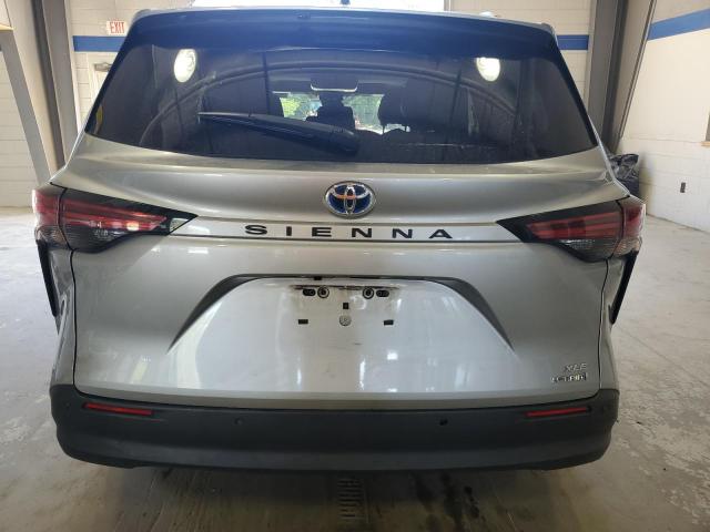 2021 TOYOTA SIENNA XLE 5TDYRKEC8MS043737