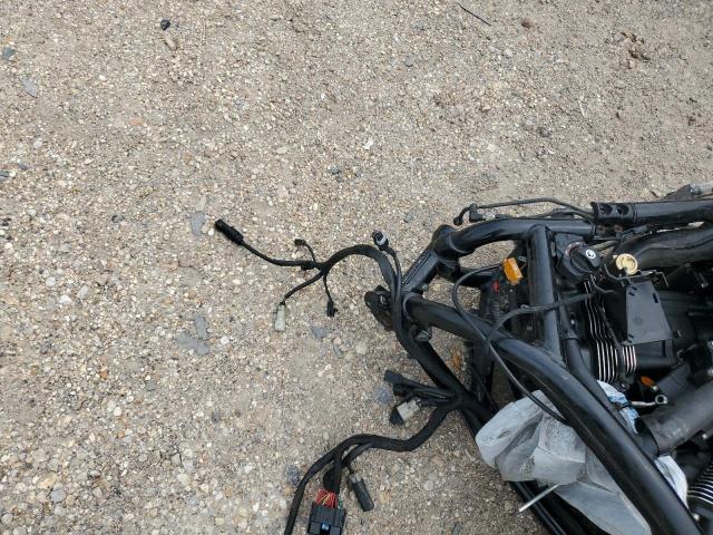2015 HARLEY-DAVIDSON VRSCDX NIG 1HD1HHH18FC805131