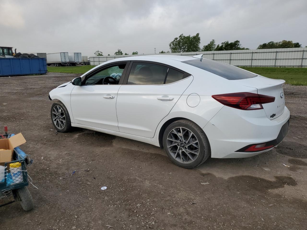 HYUNDAI ELANTRA SEL
