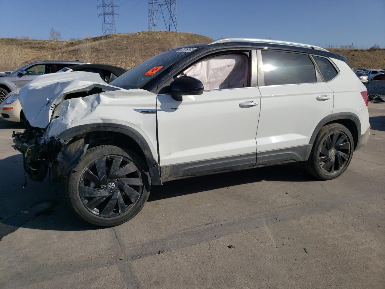 VOLKSWAGEN TAOS SE