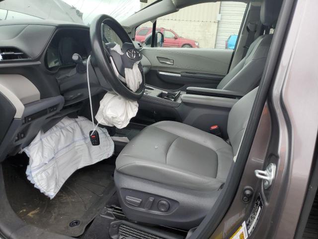 2021 TOYOTA SIENNA XLE 5TDYRKEC0MS058720