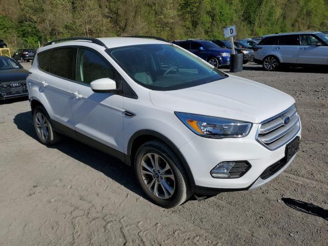 Vin: 1fmcu9gd3juc53897, lot: 54813235, ford escape se 20184