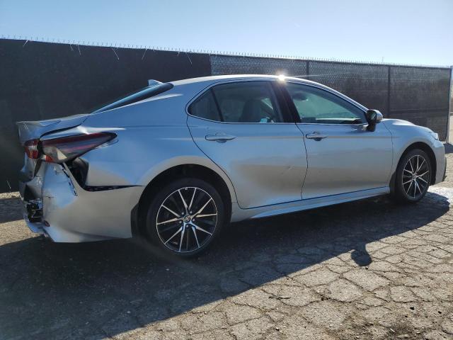 Vin: 4t1g11bk8ru120999, lot: 53936385, toyota camry se night shade 20243