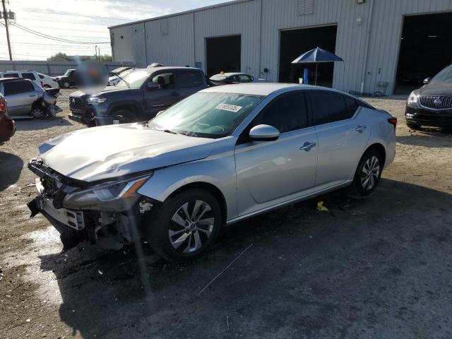 NISSAN ALTIMA S