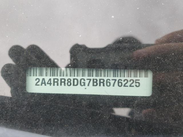 2011 CHRYSLER TOWN & COU - 2A4RR8DG7BR676225