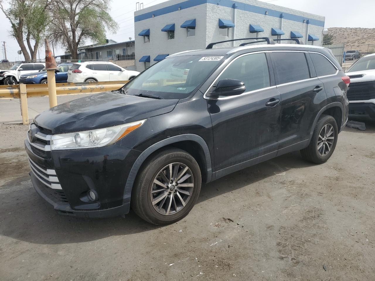 TOYOTA HIGHLANDER SE